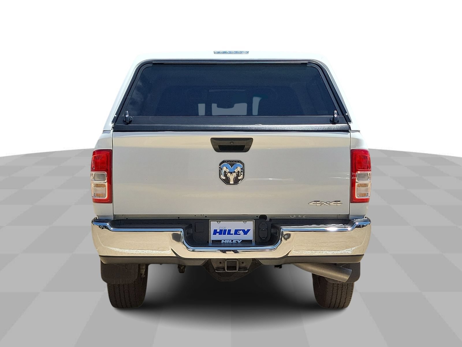 Used 2024 RAM 3500 Tradesman w/ Chrome Appearance Group AWD/4WD image 7