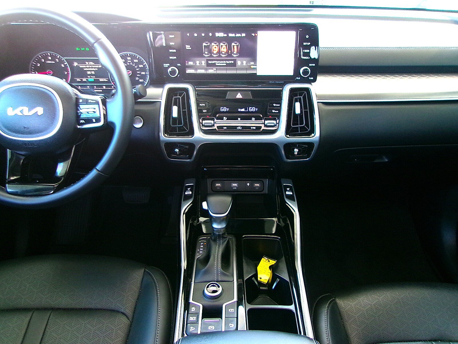 Used 2022 Kia Sorento SX FWD image 14