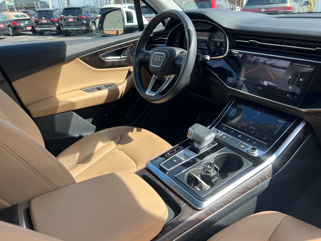 Used 2023 Audi Q7 3.0T Premium image 31