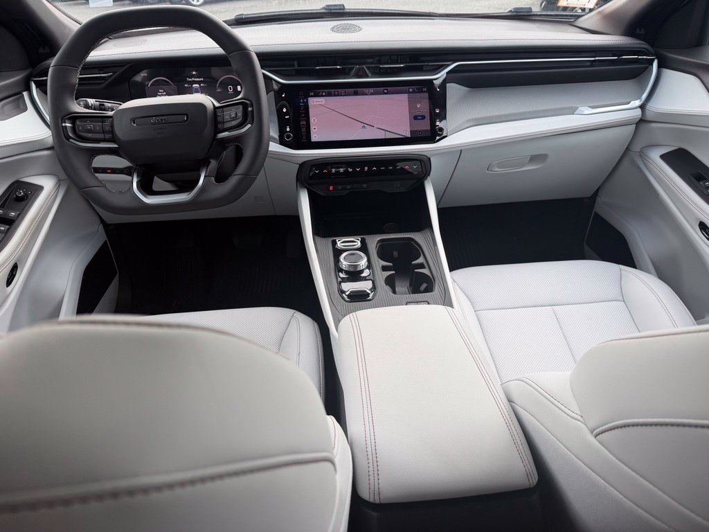 Used 2026 Jeep Cherokee Limited AWD/4WD image 15