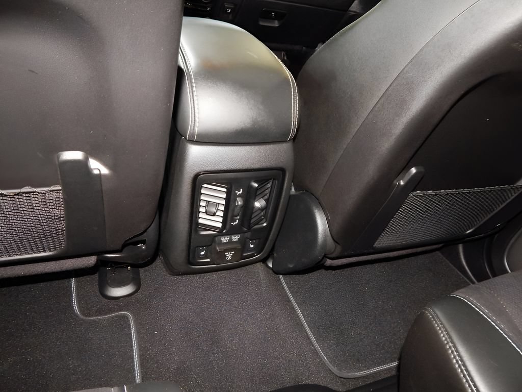 Used 2021 Dodge Durango SRT Hellcat w/ Premium Interior Group AWD/4WD image 16