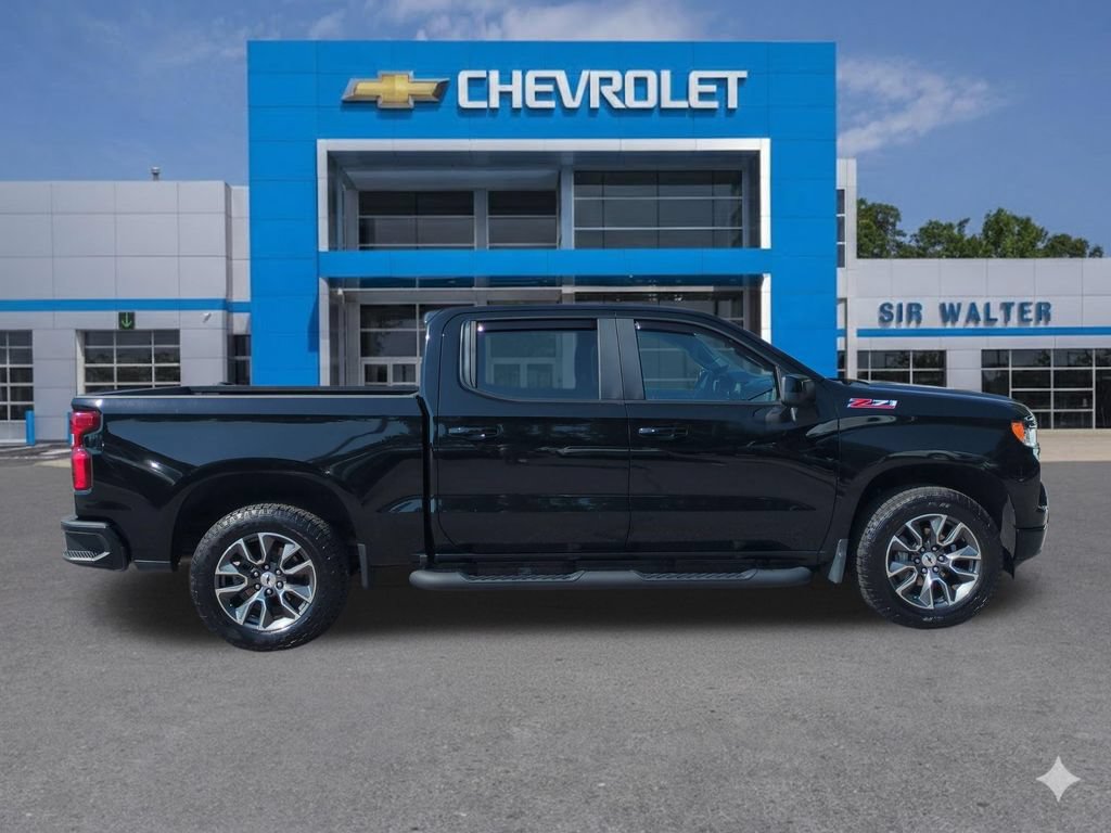 Used 2022 Chevrolet Silverado 1500 RST AWD/4WD image 7