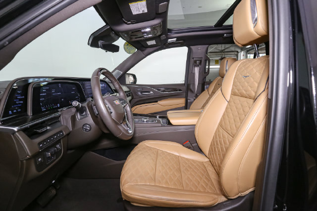 Used 2024 Cadillac Escalade Sport w/ LPO, ONYX Package AWD/4WD image 48