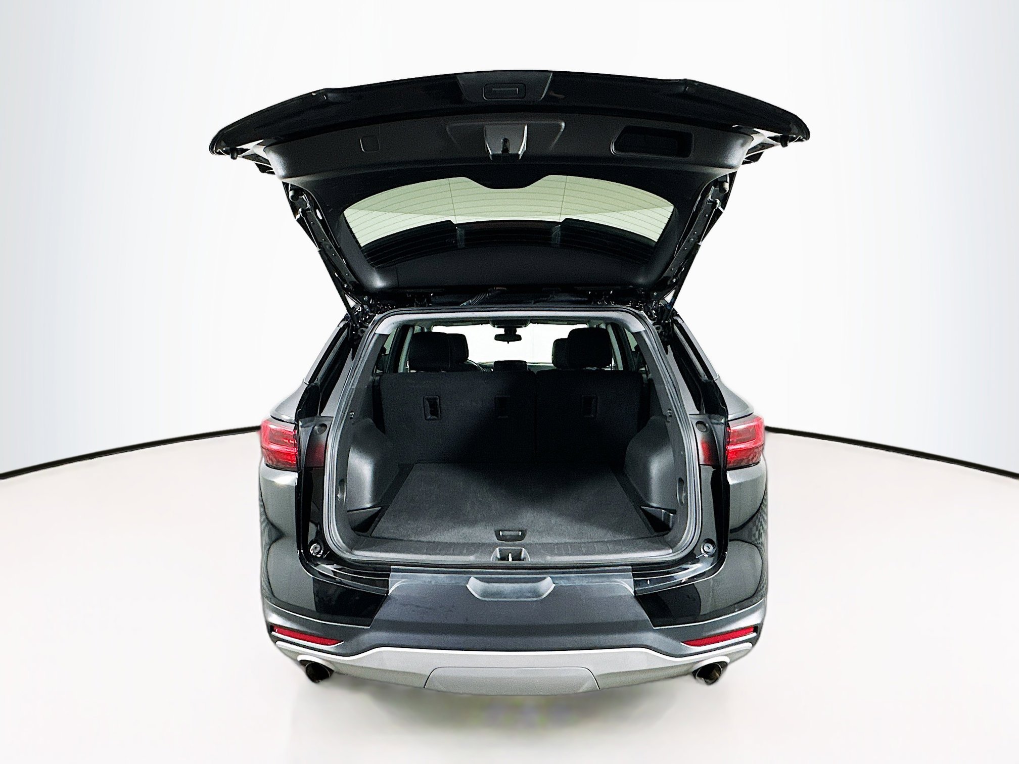 Used 2025 Chevrolet Blazer LT FWD image 27