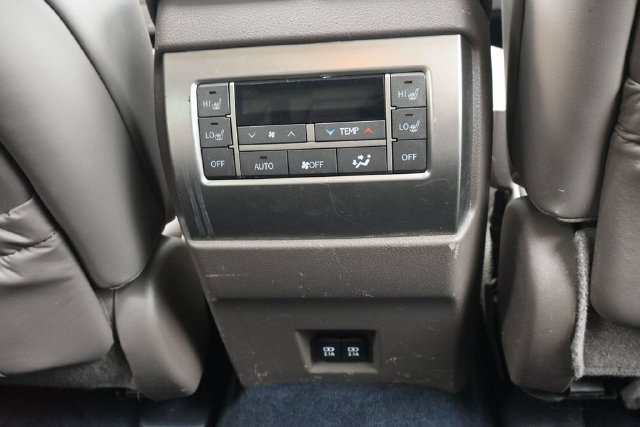 Used 2020 Lexus GX 460 Premium w/ Premium Package AWD/4WD image 34