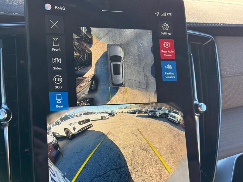 New 2026 Volvo XC90 B6 Plus w/ Protection Package image 15