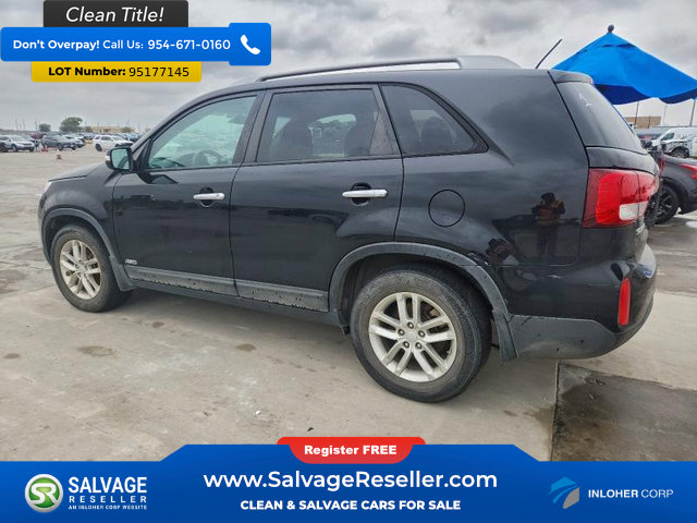 Used 2014 Kia Sorento LX image 3