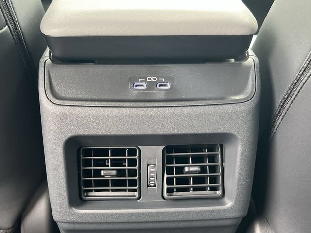 New 2026 Subaru Uncharted AWD image 33