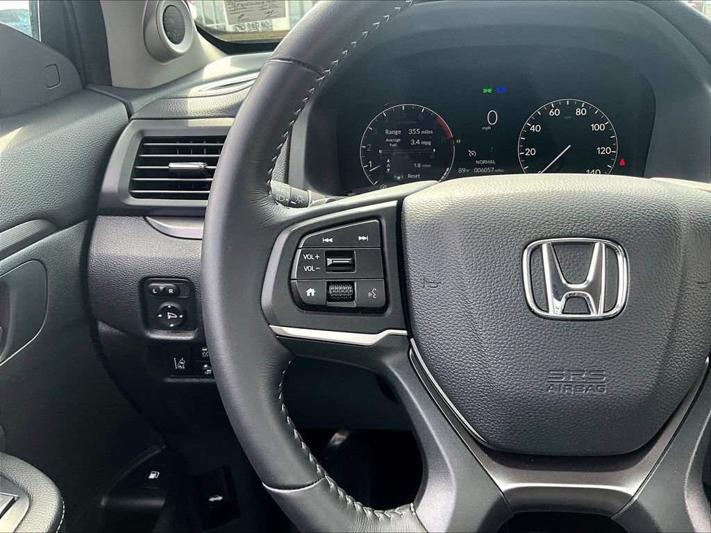 Certified 2025 Honda Ridgeline Sport+ image 12