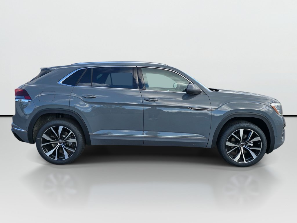 New 2026 Volkswagen Atlas Cross Sport SEL Premium R-Line AWD/4WD image 2