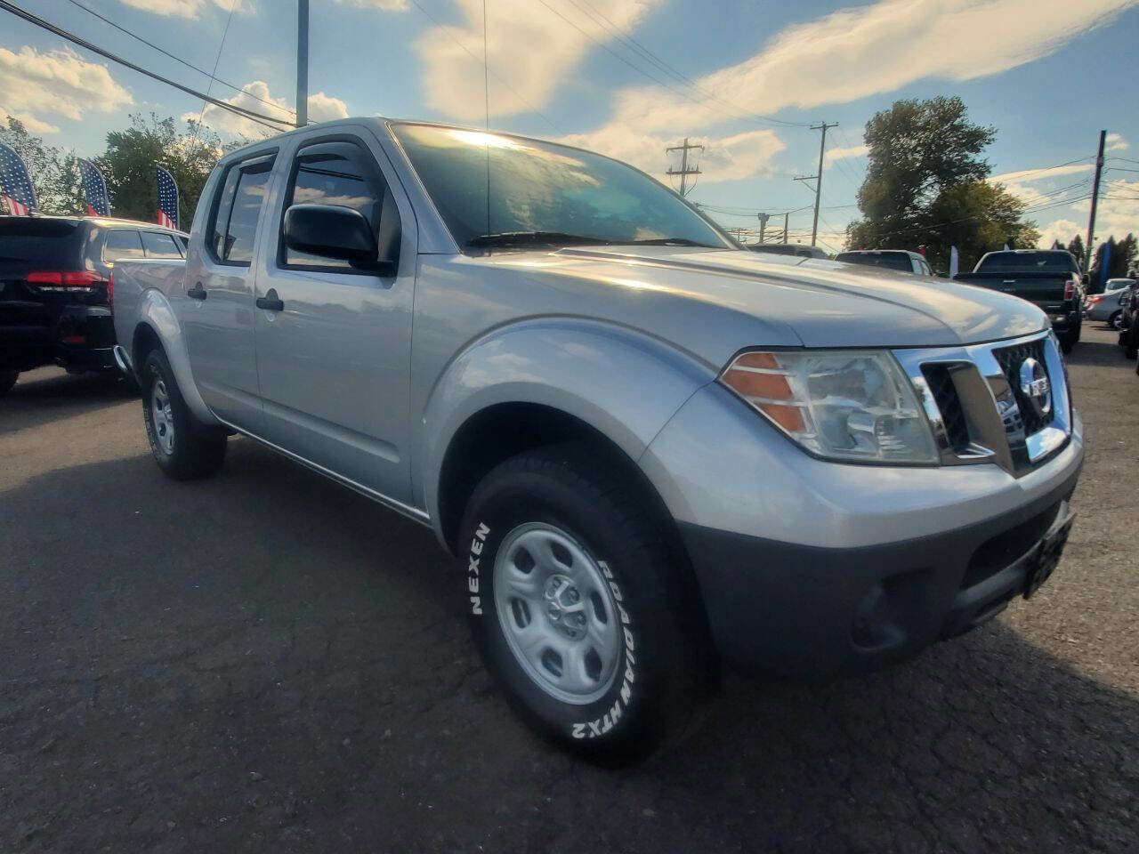 Used 2015 Nissan Frontier S image 16
