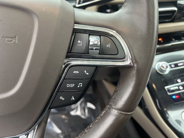 Used 2023 Lincoln Nautilus Reserve image 23