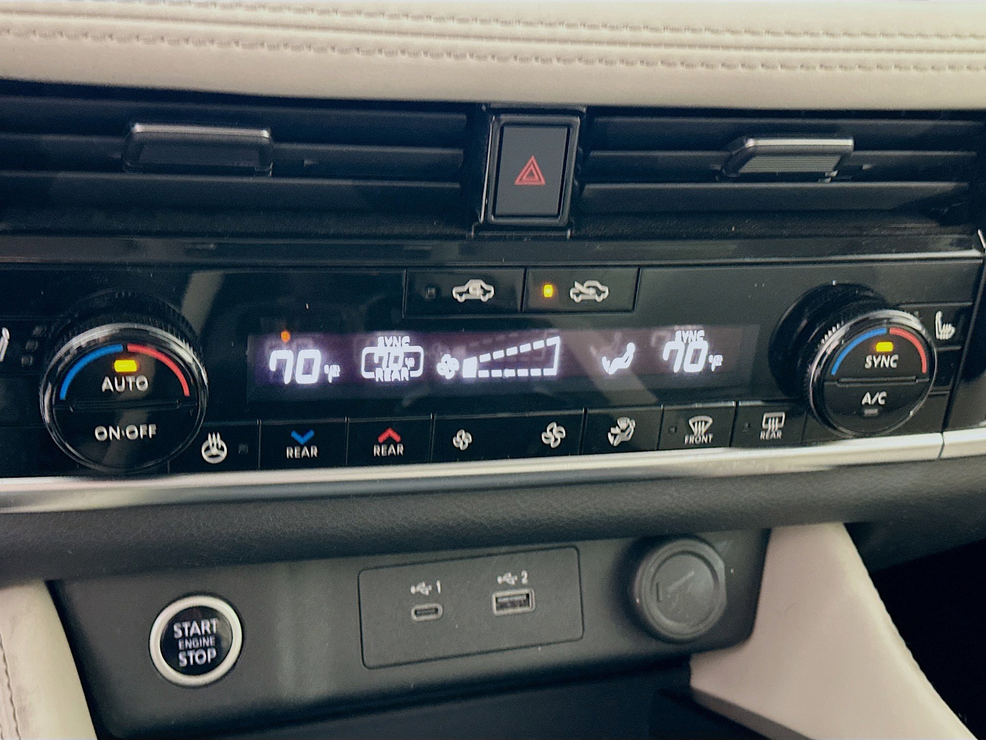 Used 2023 Nissan Rogue SL w/ SL Premium Package image 23