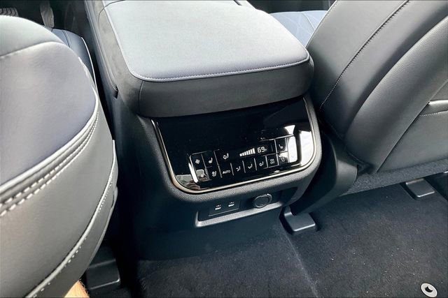 New 2026 INFINITI QX80 4WD image 34