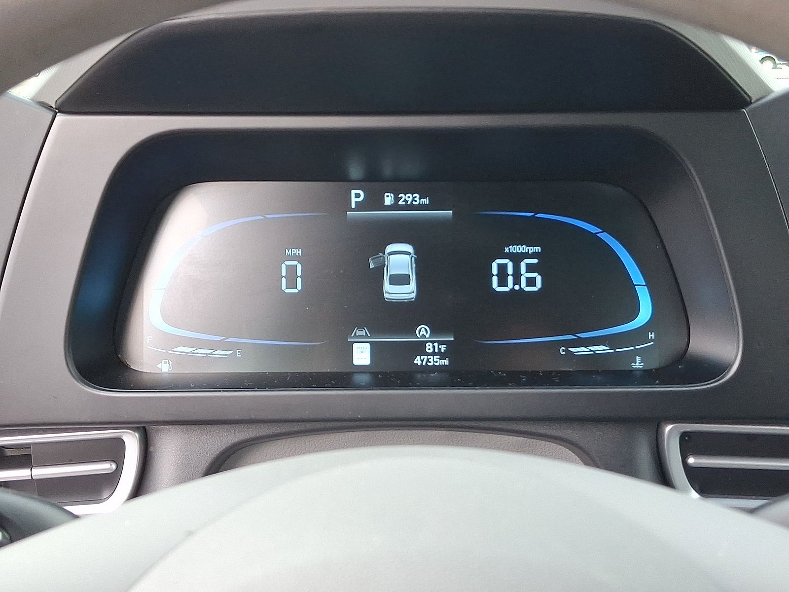 Certified 2025 Hyundai Elantra SE FWD image 19