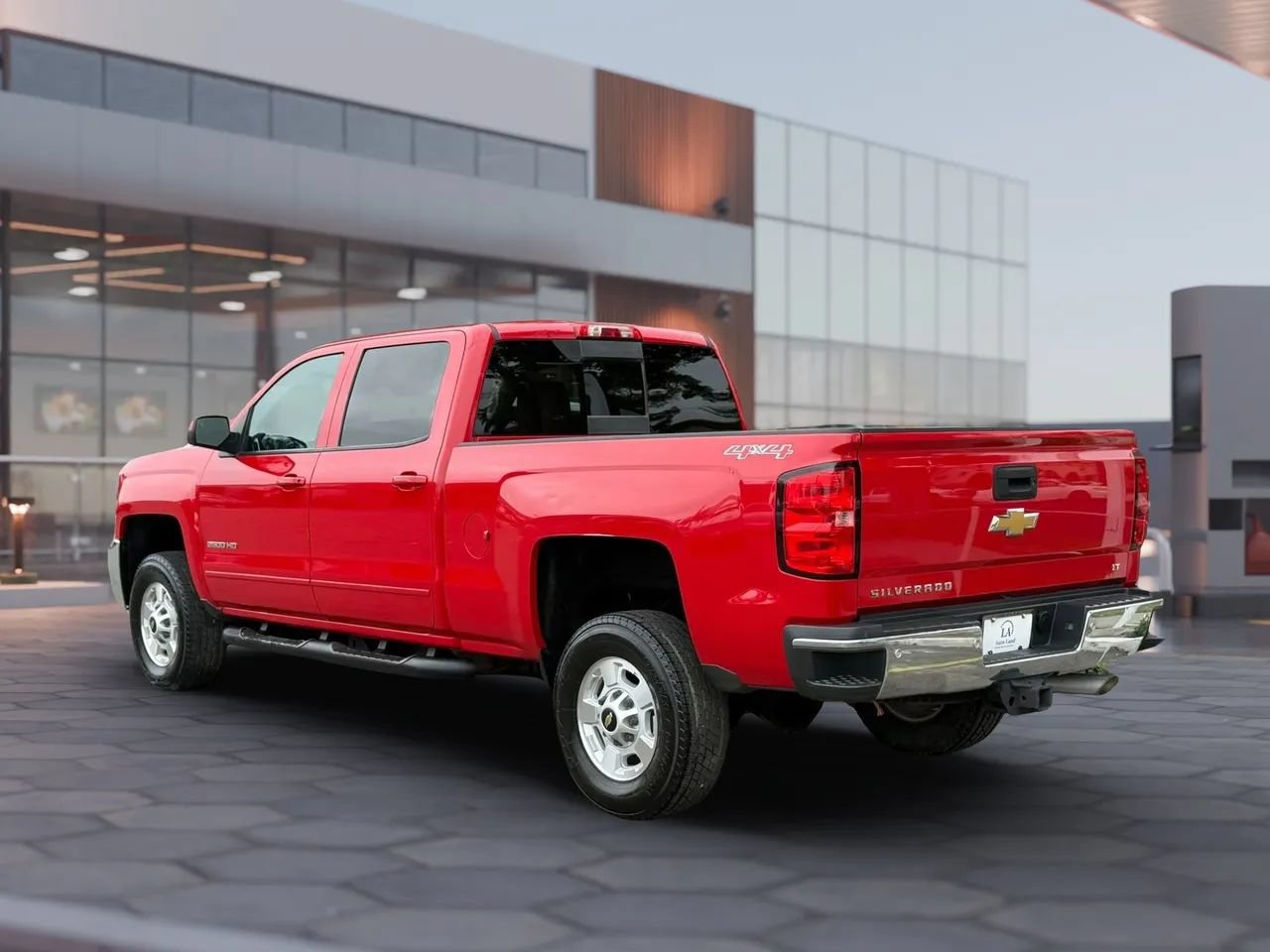 Used 2015 Chevrolet Silverado 2500 LT w/ LT Fleet Convenience Package AWD/4WD image 4
