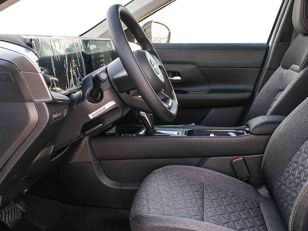 New 2027 Nissan Kicks SV AWD/4WD image 10