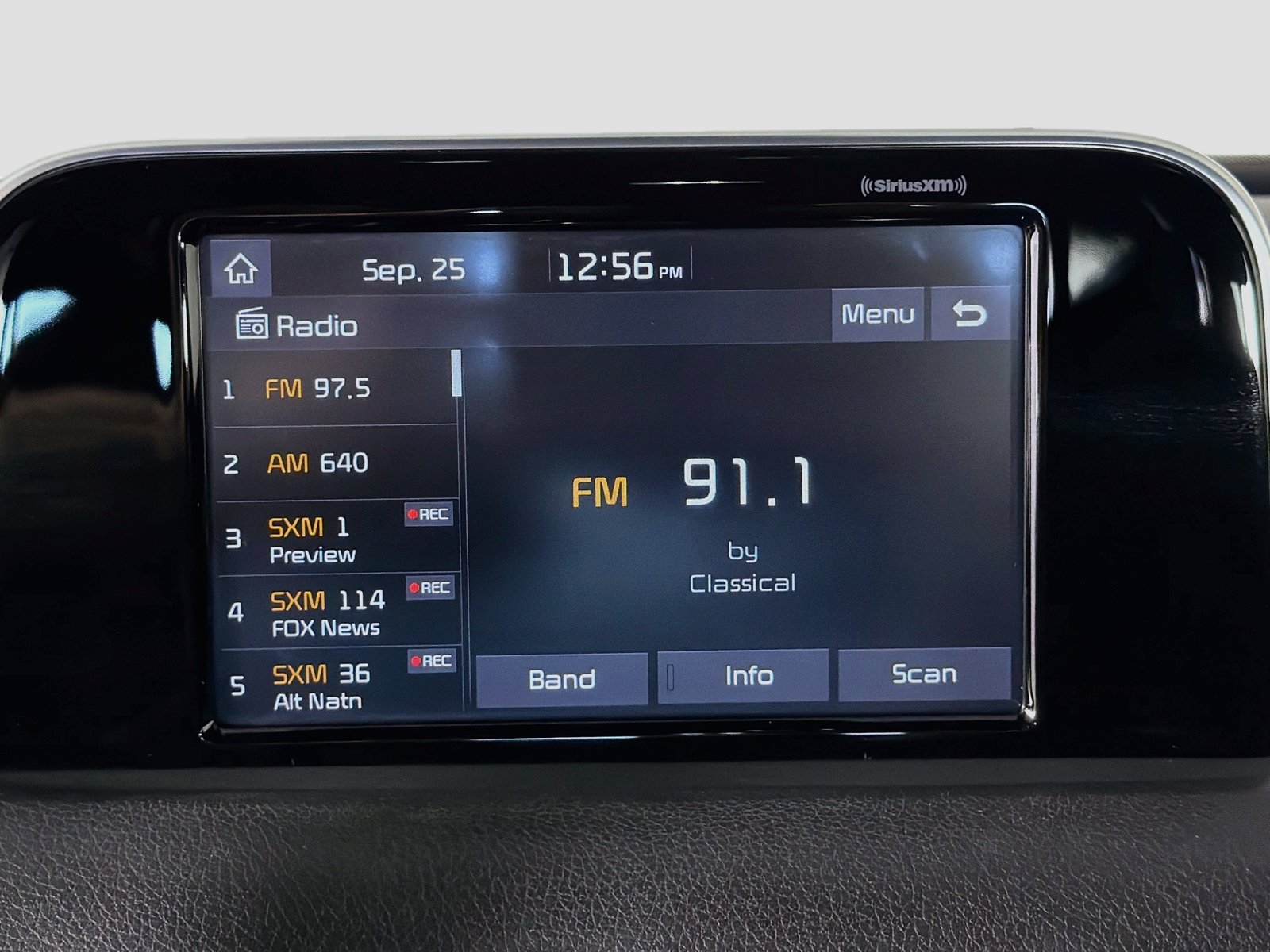 Used 2020 Kia Stinger GT-Line RWD image 14