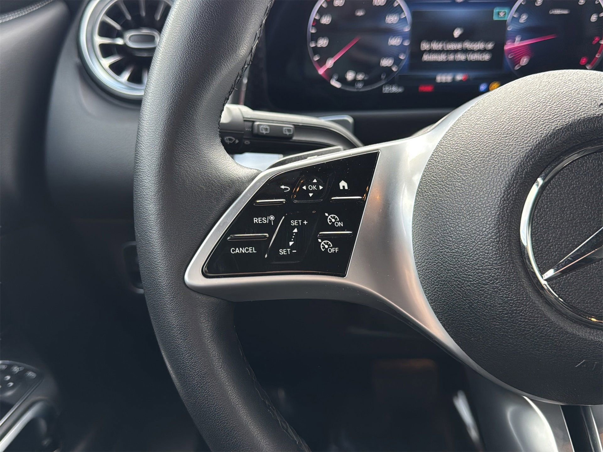 Certified 2025 Mercedes-Benz GLB 250 image 14