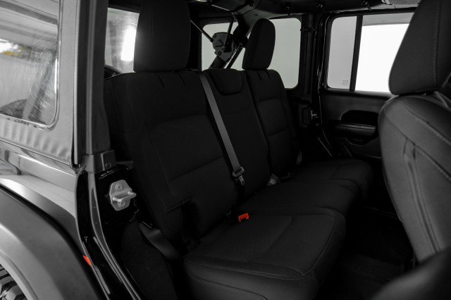 Used 2022 Jeep Wrangler Unlimited Sport image 29