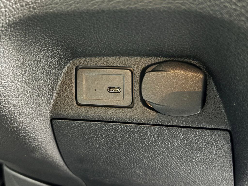 Used 2026 Mercedes-Benz Sprinter 2500 image 20