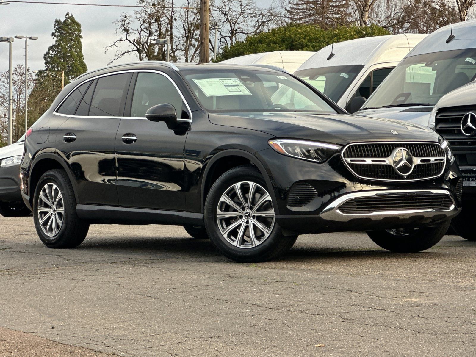 New 2026 Mercedes-Benz GLC 300 4MATIC image 2