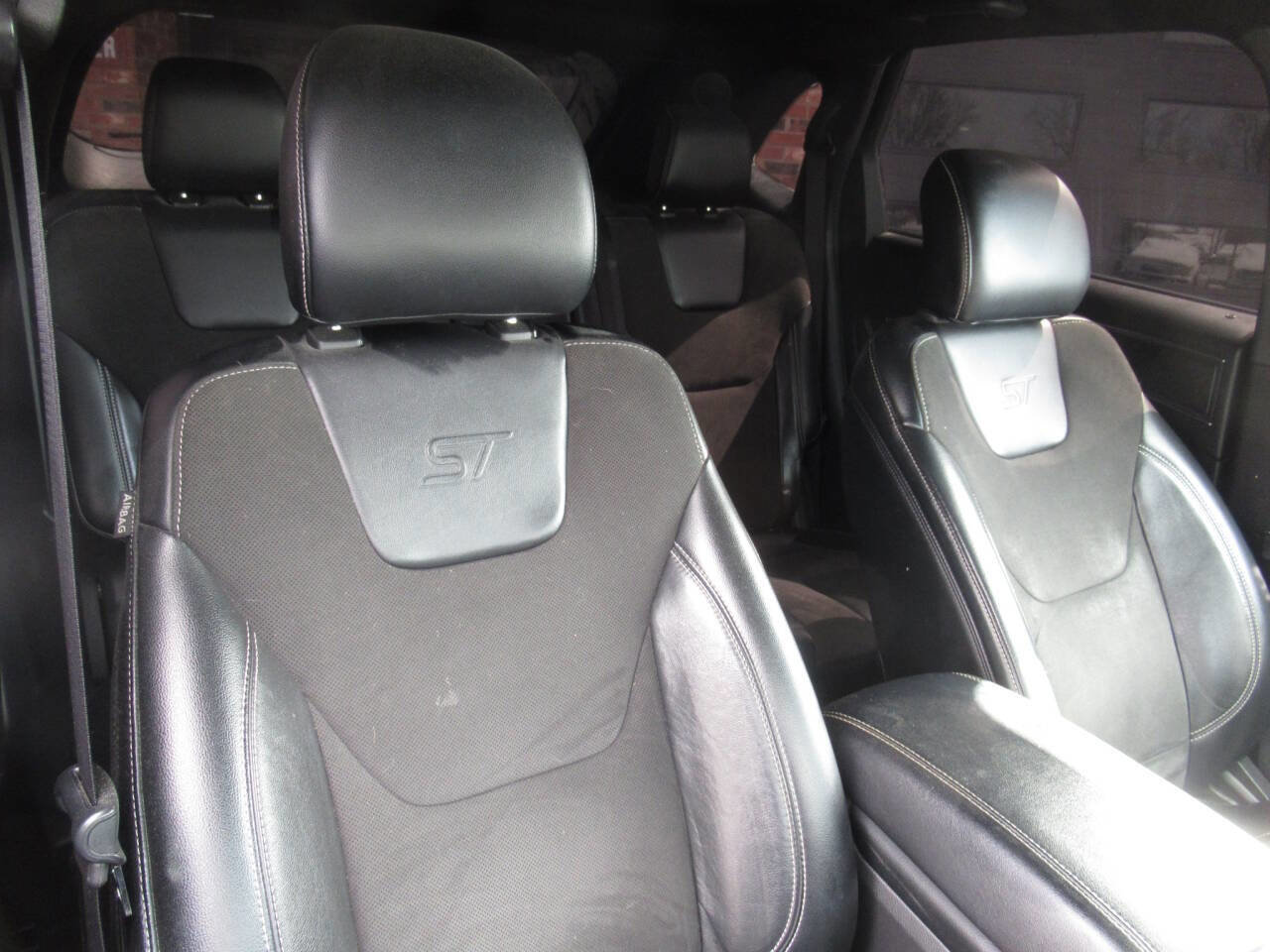 Used 2019 Ford Edge ST w/ Equipment Group 401A image 9
