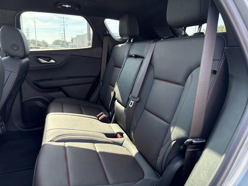 New 2025 Chevrolet Blazer RS w/ Driver Confidence II Package image 27