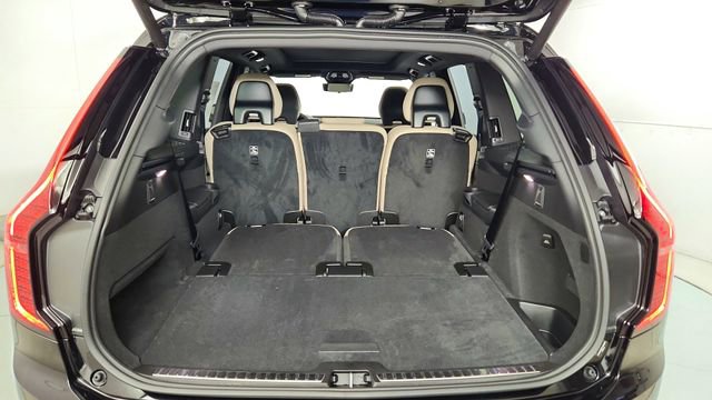 New 2026 Volvo XC90 B5 Plus AWD/4WD image 42