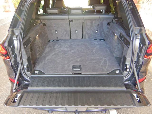 Used 2026 BMW X5 xDrive40i w/ M Sport Package AWD/4WD image 16