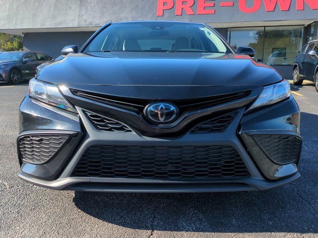 Used 2023 Toyota Camry SE image 9