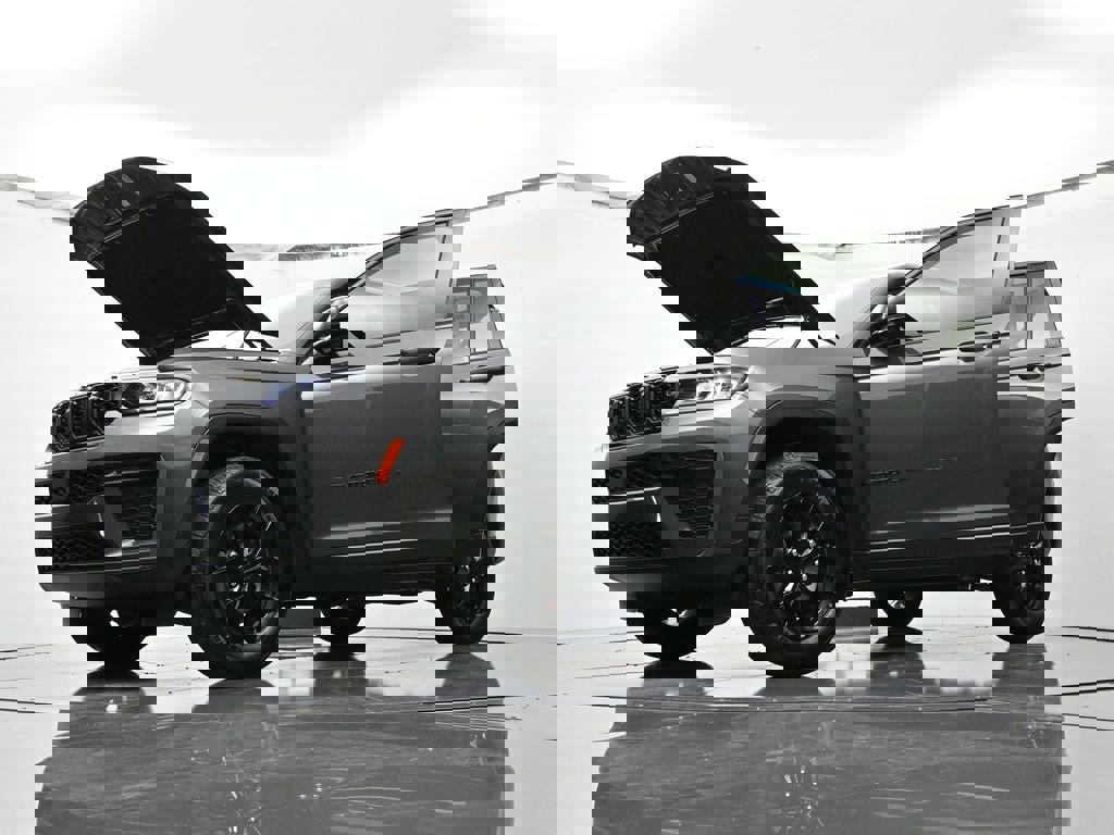 New 2026 Jeep Grand Cherokee Altitude image 46