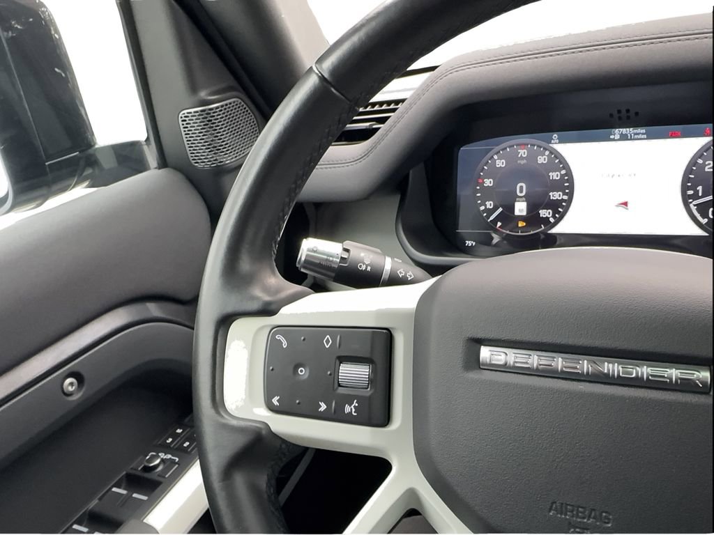 Used 2022 Land Rover Defender 110 X-Dynamic SE AWD/4WD image 42