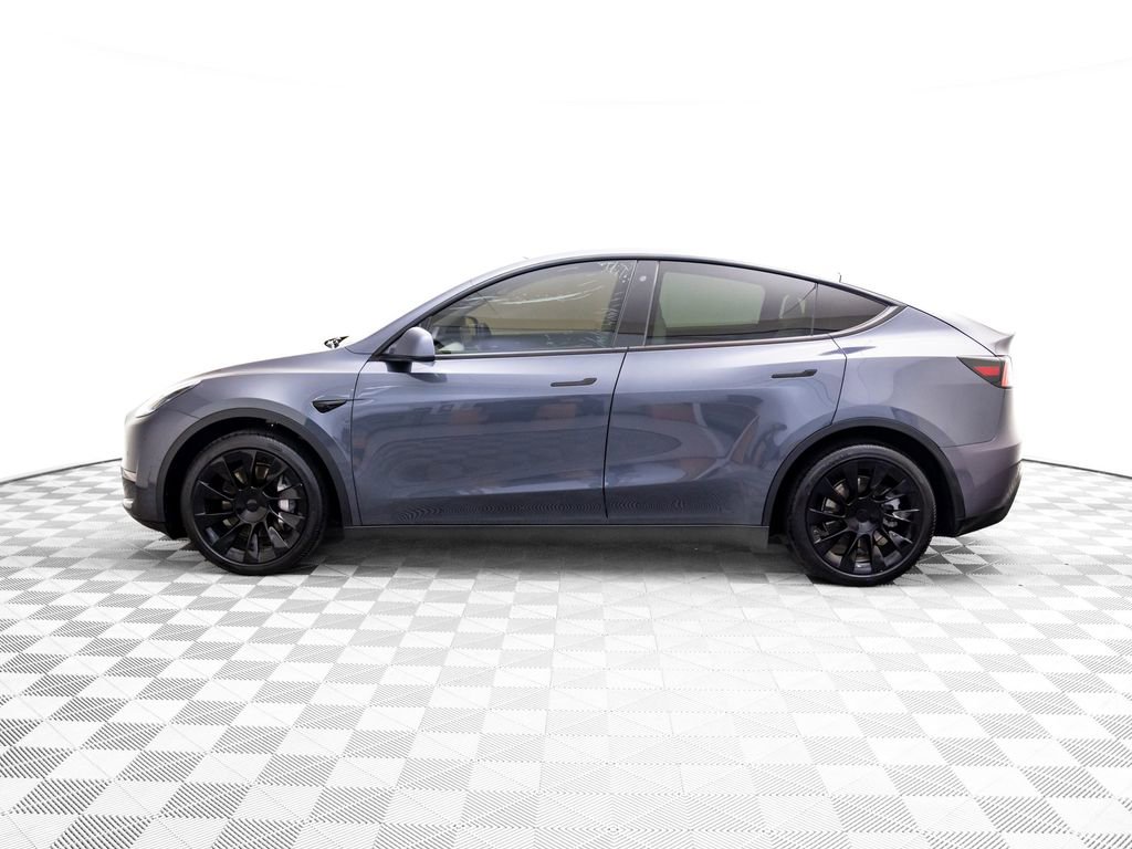 Used 2020 Tesla Model Y Long Range video 2