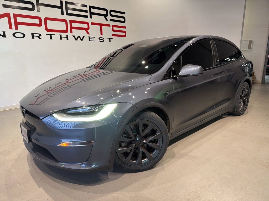 Used 2022 Tesla Model X Plaid image 2