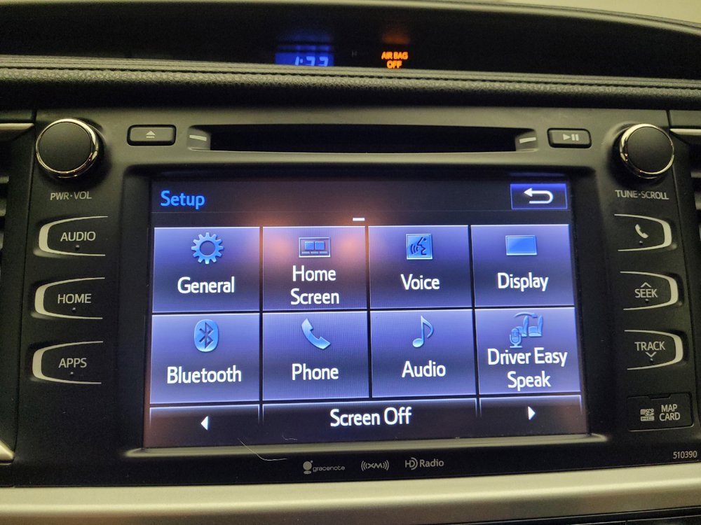 Used 2019 Toyota Highlander SE AWD/4WD image 25