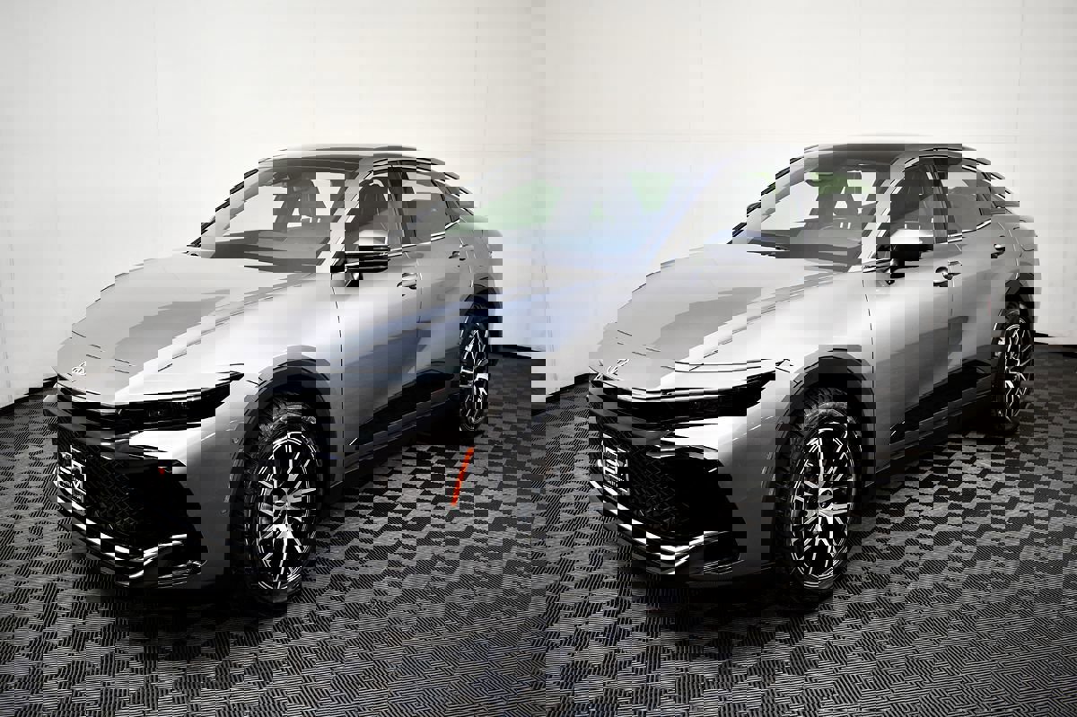 Used 2023 Toyota Crown Platinum image 54