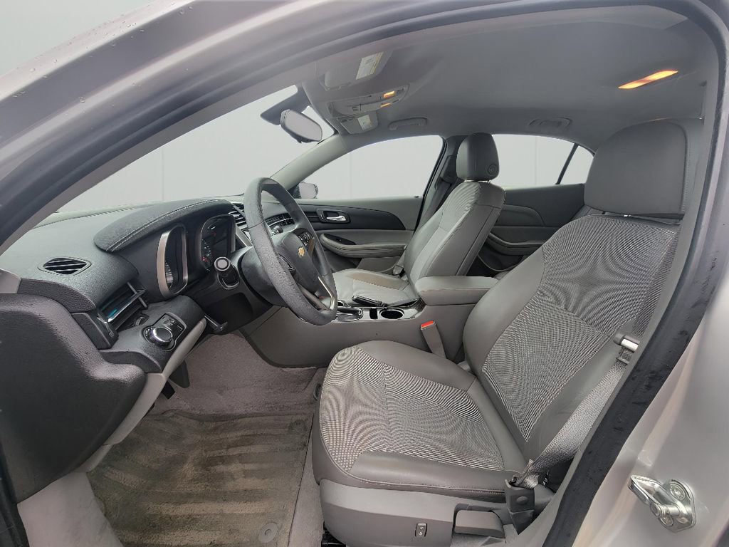 Used 2016 Chevrolet Malibu LT image 11