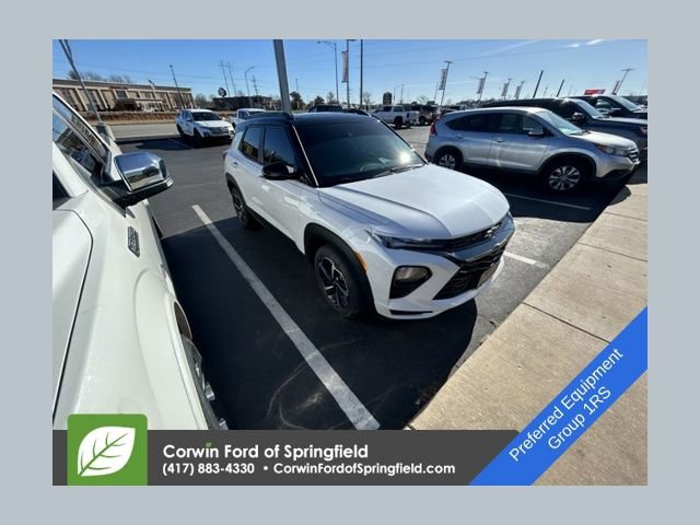 Used 2023 Chevrolet TrailBlazer RS w/ Sun and Liftgate Package image 1