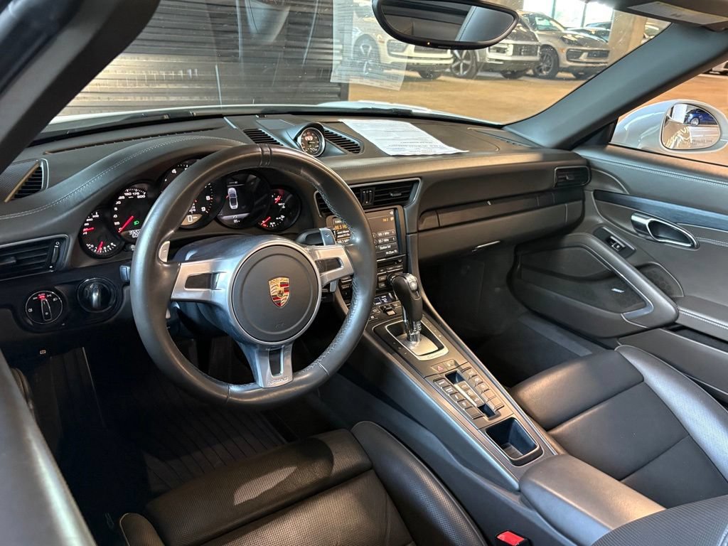Used 2015 Porsche 911 Cabriolet image 20