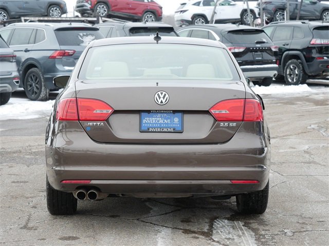 Used 2011 Volkswagen Jetta SE image 6