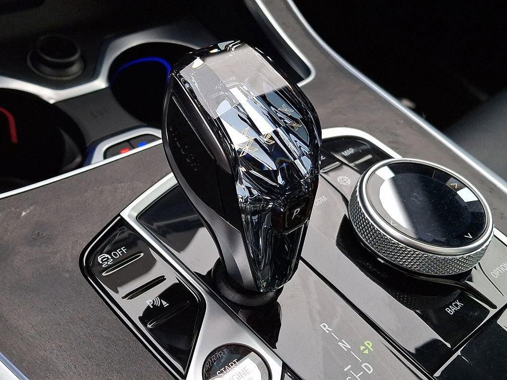 Certified 2022 BMW X7 xDrive40i w/ Executive Package image 13