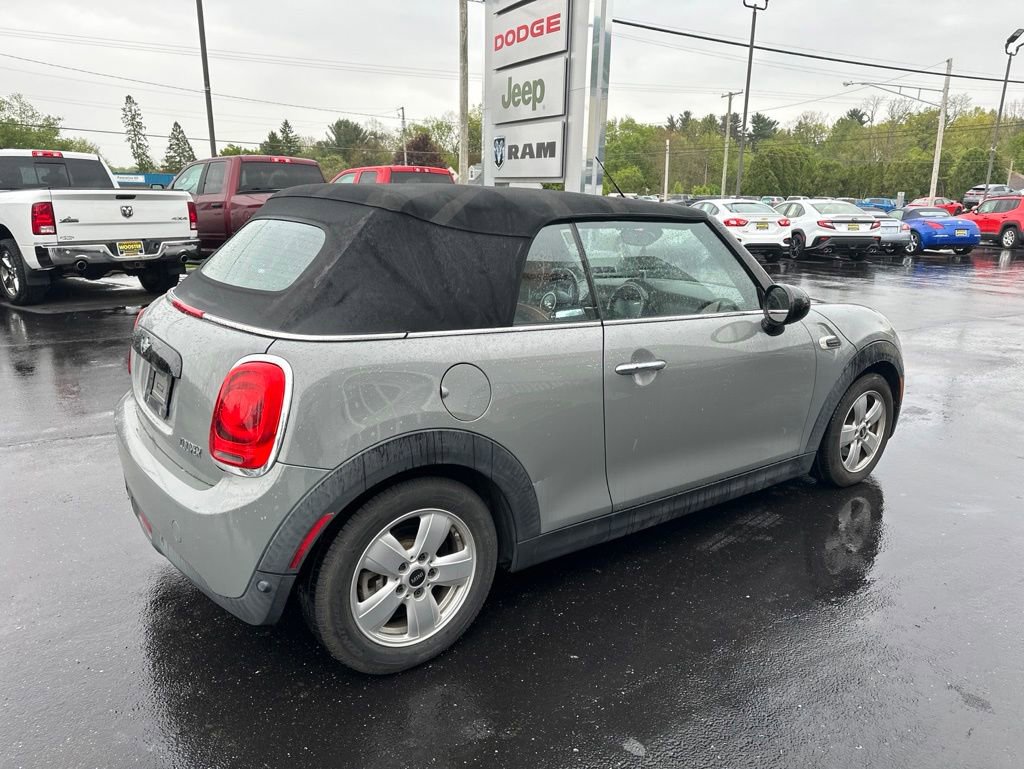 Used 2016 MINI Cooper Convertible FWD image 3