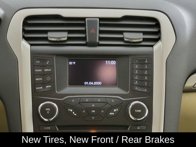 Used 2014 Ford Fusion SE image 22