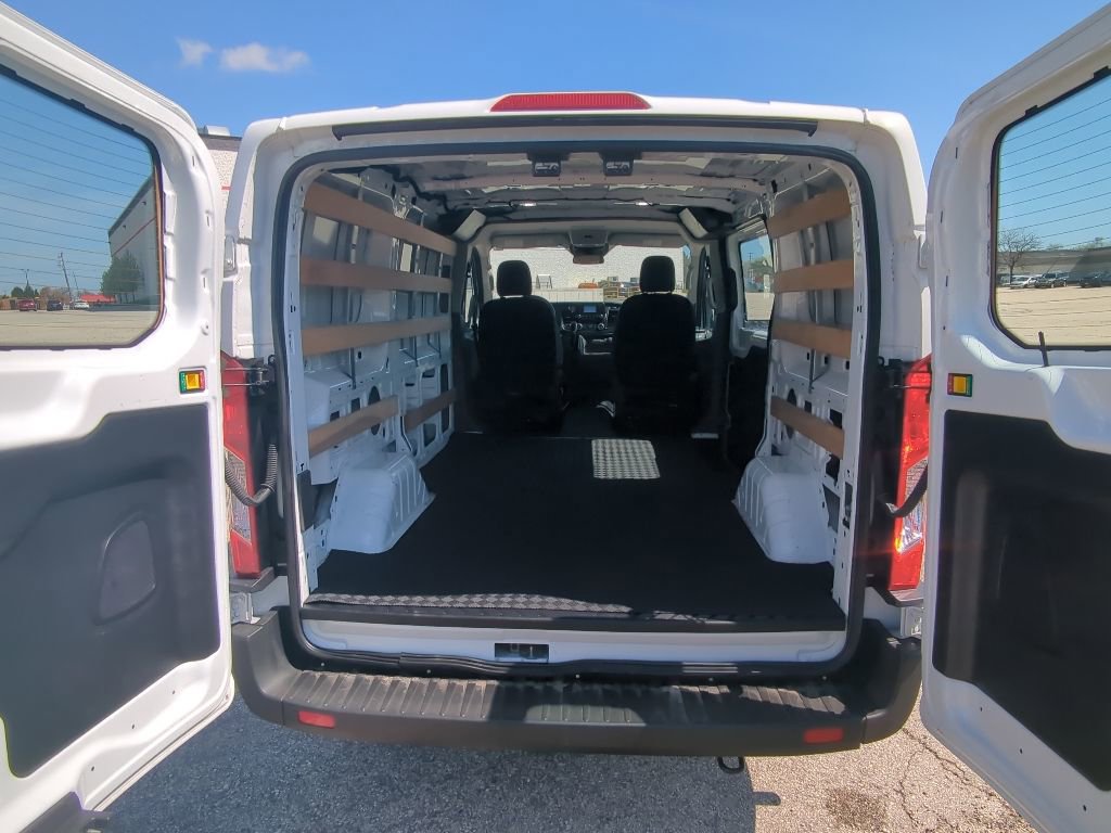 Used 2023 Ford Transit 250 Low Roof AWD w/ Exterior Upgrade Package image 9