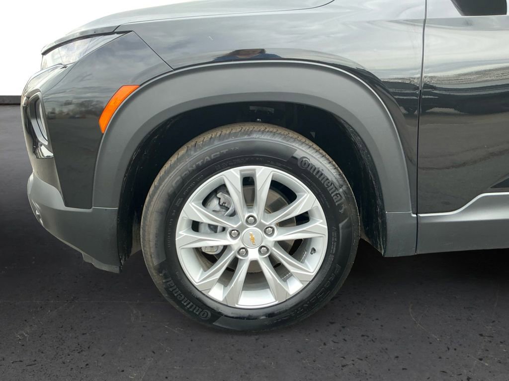 Used 2023 Chevrolet TrailBlazer LS image 13