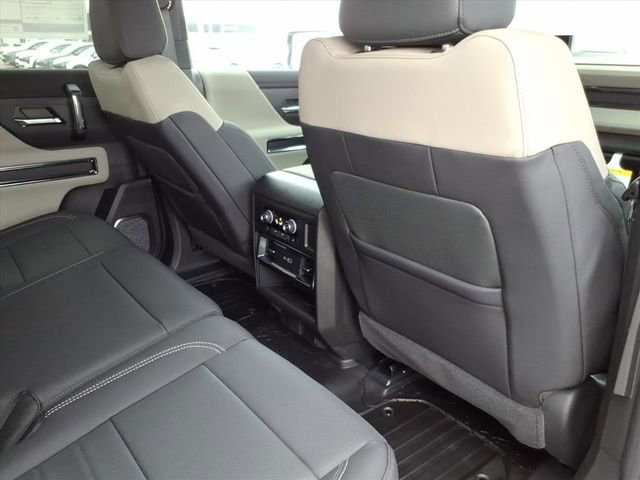 New 2026 GMC Hummer EV 4x4 Crew Cab image 24