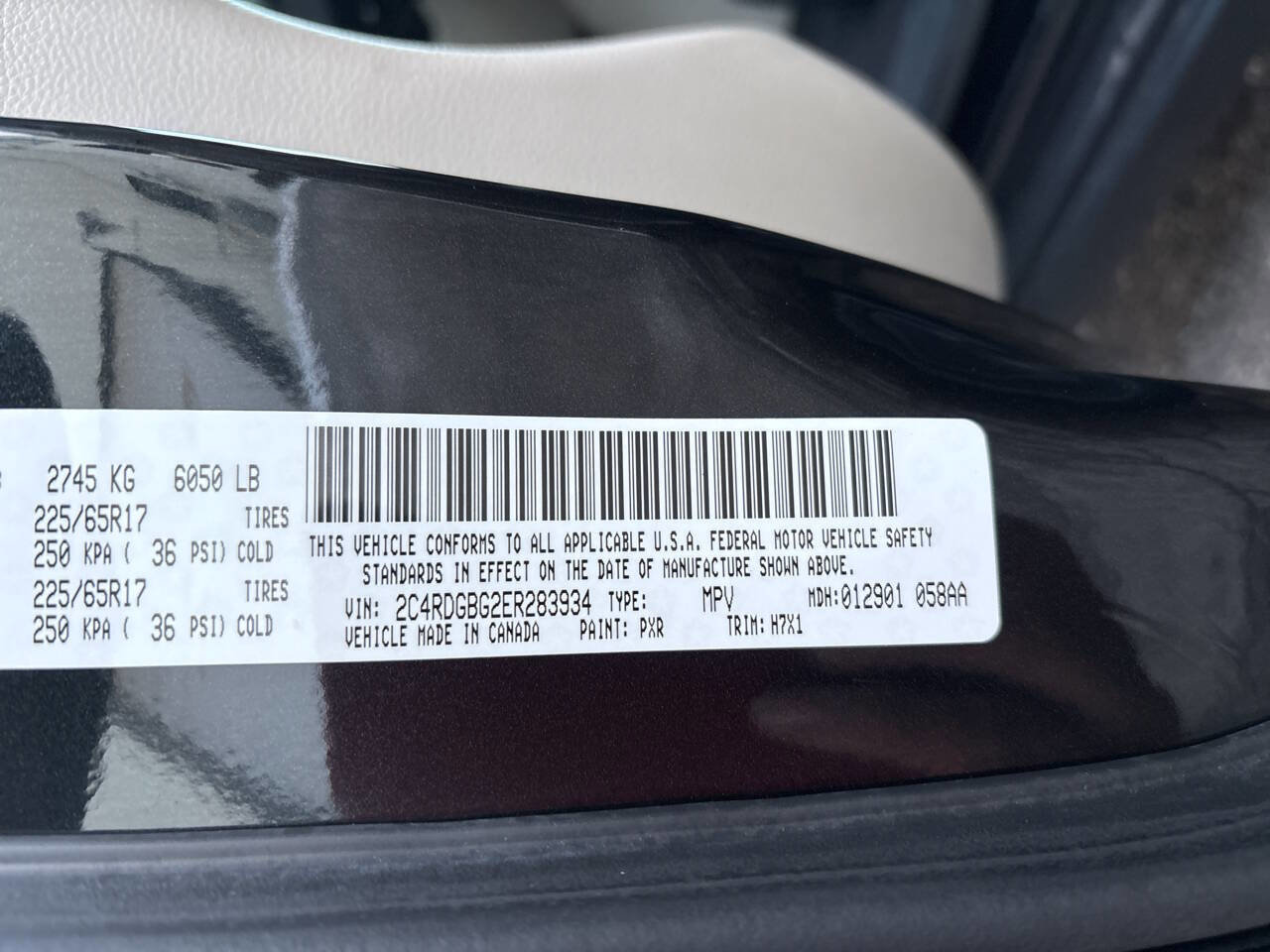 Used 2014 Dodge Grand Caravan American Value Package FWD image 31