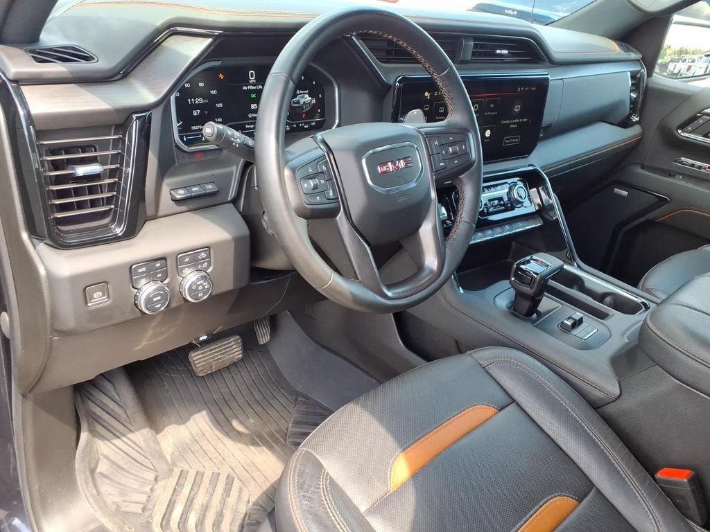 Used 2023 GMC Sierra 1500 AT4 w/ Technology Package AWD/4WD image 23