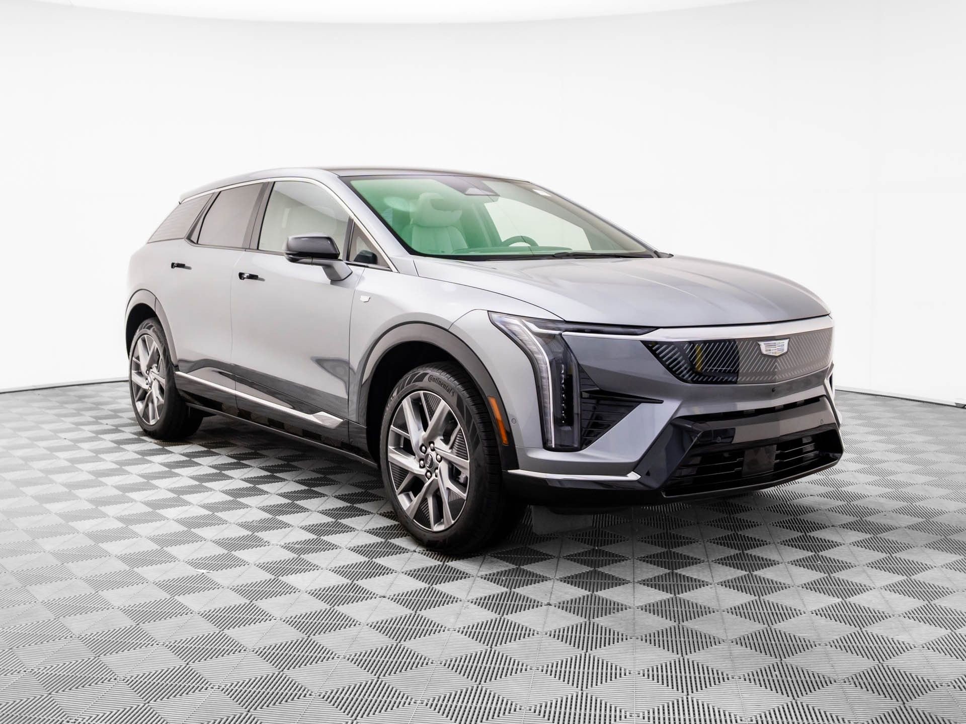 New 2026 Cadillac Optiq Luxury 1 image 8